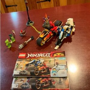 2 ninjago Lego set